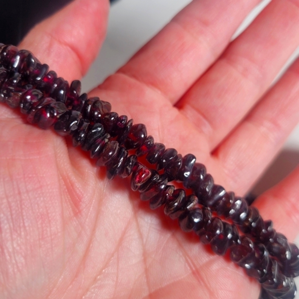 Amethyst stone chip necklace, 22"